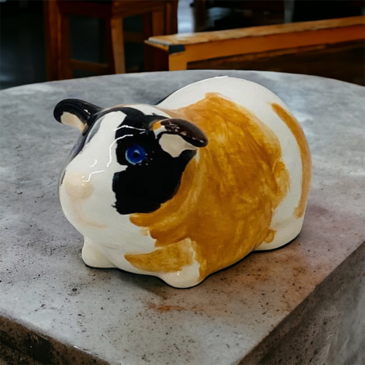 Guinea Pig Ornament – Bisque Blanks – Box of 6