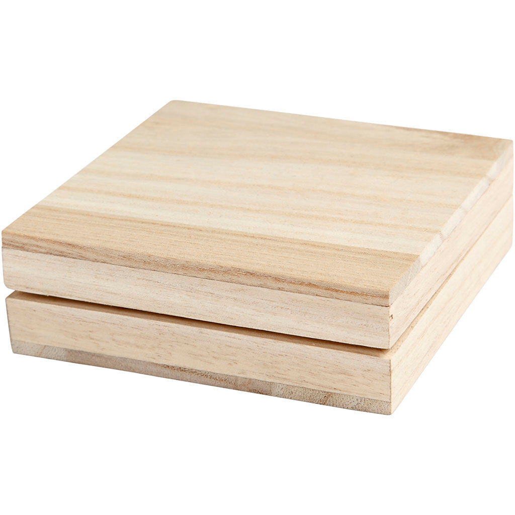 Wooden box in light wood with a loose lid .
