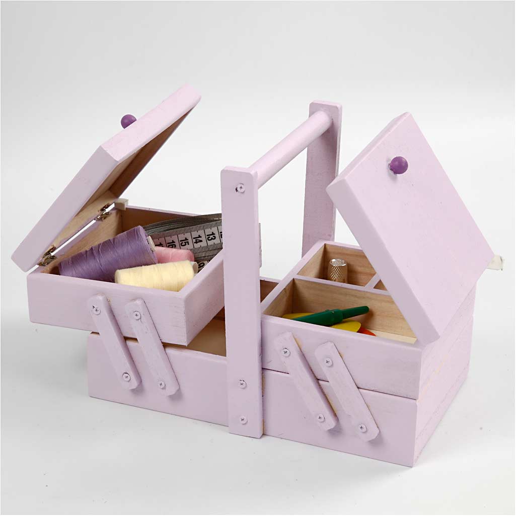 Sewing box, size 24x16,3x19 cm, 1 pc