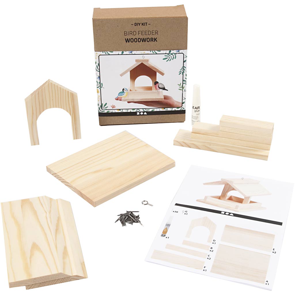 Bird table, H: 12,5 cm, D. 14,5 cm, W: 11,5 cm, 1 pc