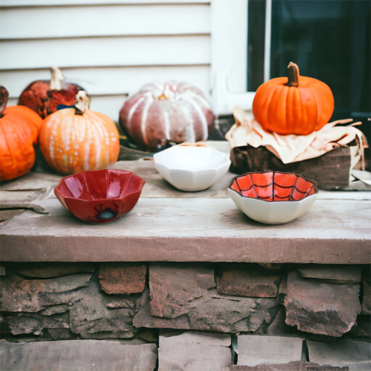 Cobweb Octagon Bowl – Bisque Blanks – Box of 12